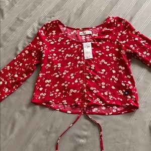 Hollister red-floral top
